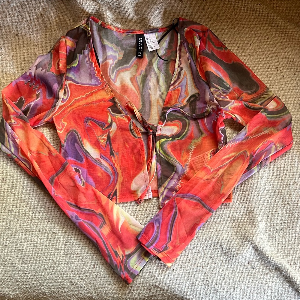 H&M Red Orange Graphic Crop Blouse